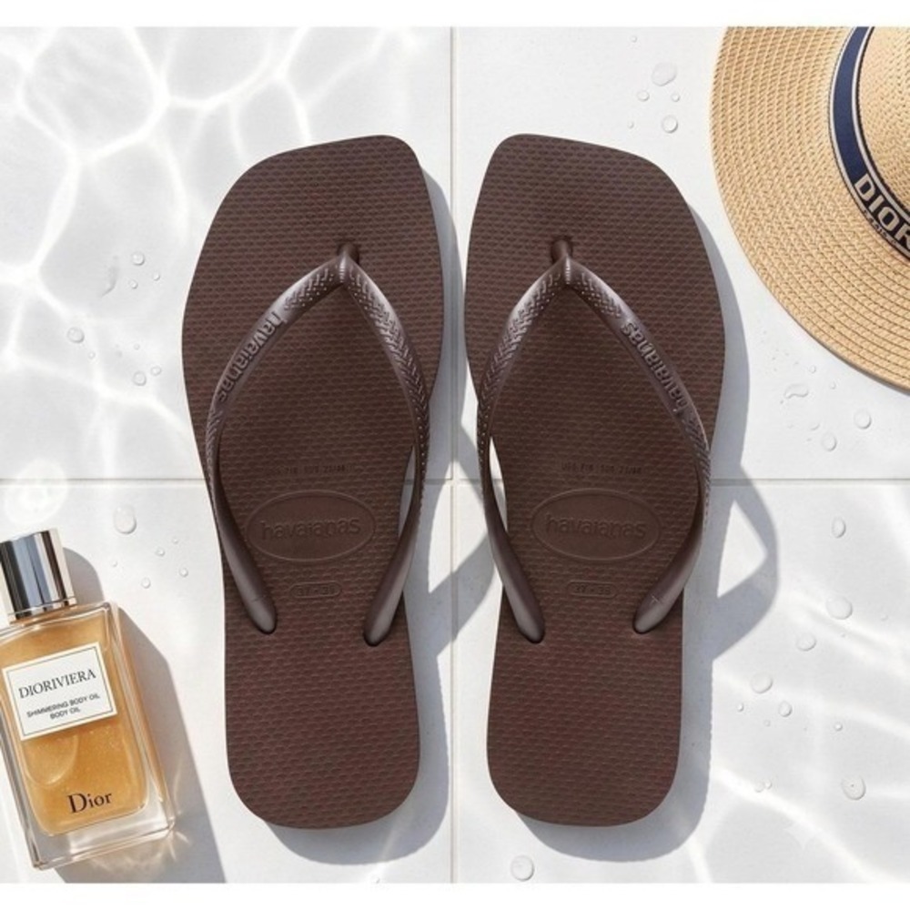 W's 7/8 | Havaianas Square Solid in Dark Brown | SQRE0017